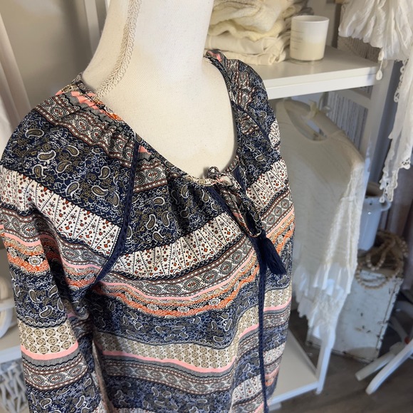 Tanzara sz. small boho paisley graphic print top, keyhole neck embroidered #2263 - Picture 6 of 9